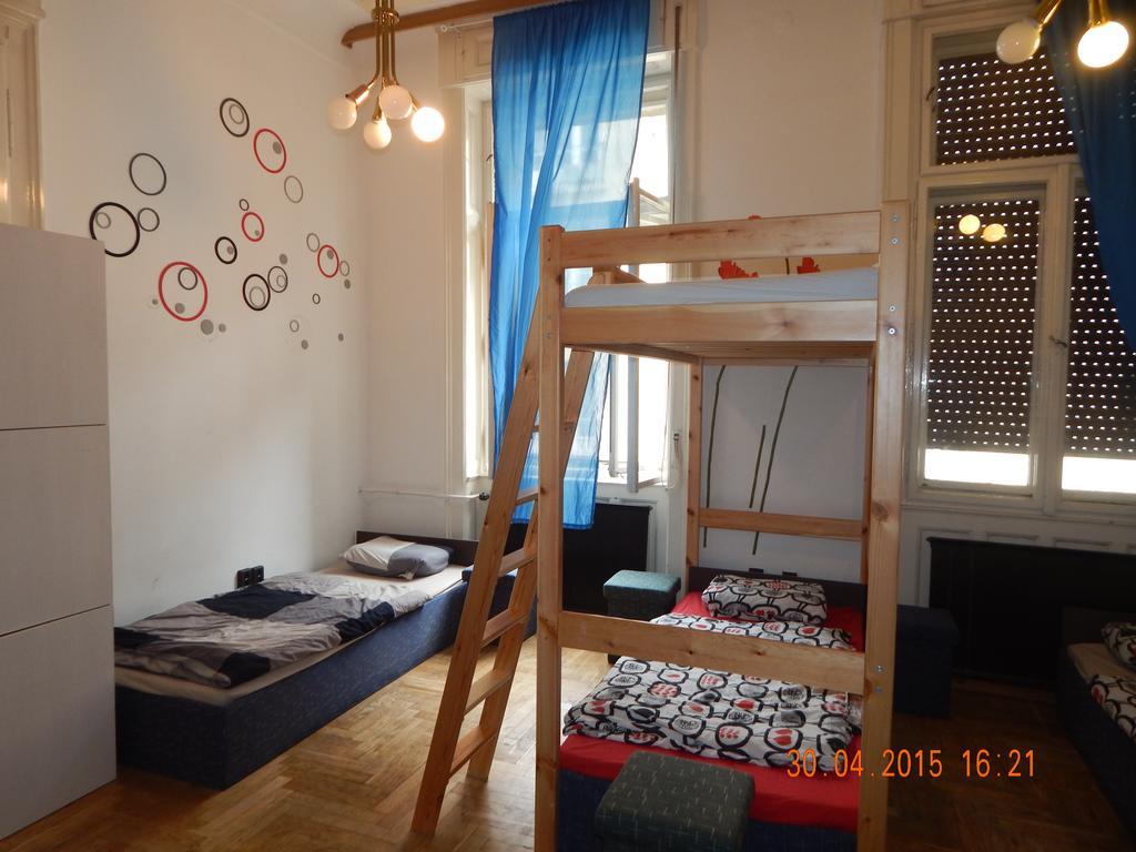 Violet Hostel Budapeste Quarto foto