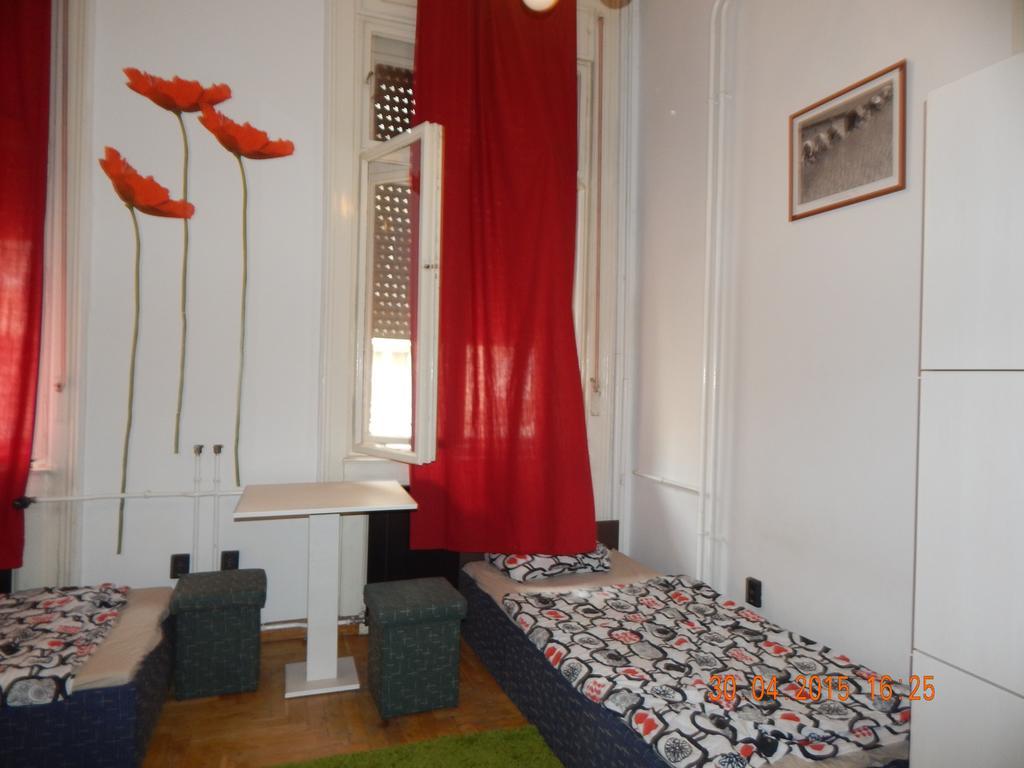 Violet Hostel Budapeste Quarto foto